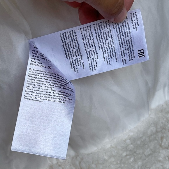 Noisy May sherpa cream cropped boxy style  size small jacket - Picture 9 of 10